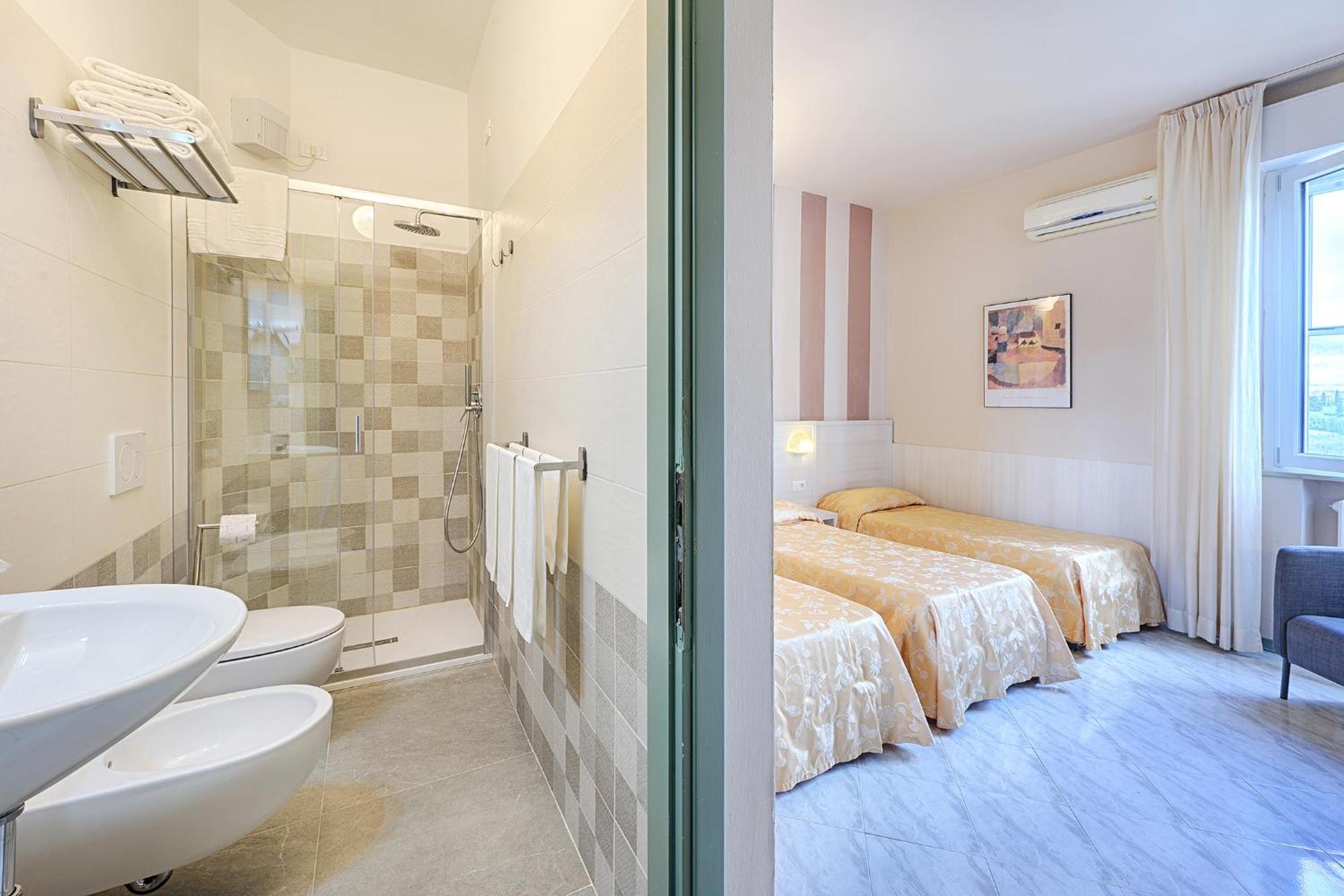 סוביצ'ילה Hotel Castello מראה חיצוני תמונה